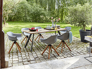 Freilicht: Tisch G893-062-059 (Schweden), ca. 200 x 95, H 76 cm, Tischplatte Teak massiv natur mit Facettenkante, Gestell: Aluminium pulverbeschichtet anthrazit