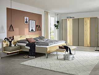 Schlafzimmer Jovanna in Lack Braun und Wildeiche von Musterring