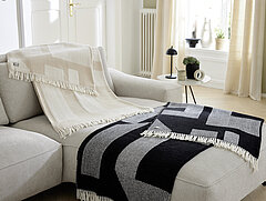 Musterring Heimtextilien Plaid in Fb. Beige und Schwarz von Musterring