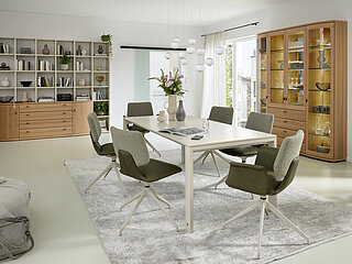 Esstisch 93826 mit Auszugsfunktion, inkl. 1 Klappeinlage B 100 cm, Lack seidengrau (PG 2), ca. L 180, B 95, T 75 cm